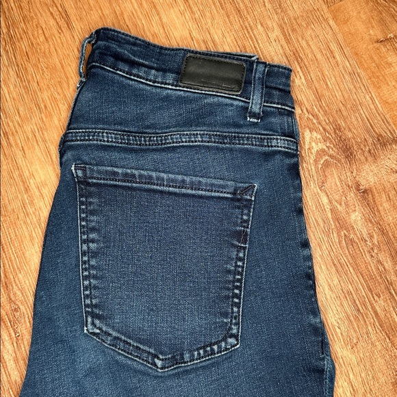 Women’s Express Dark Blue Skinny Jeans size 6 long - Picture 2 of 6